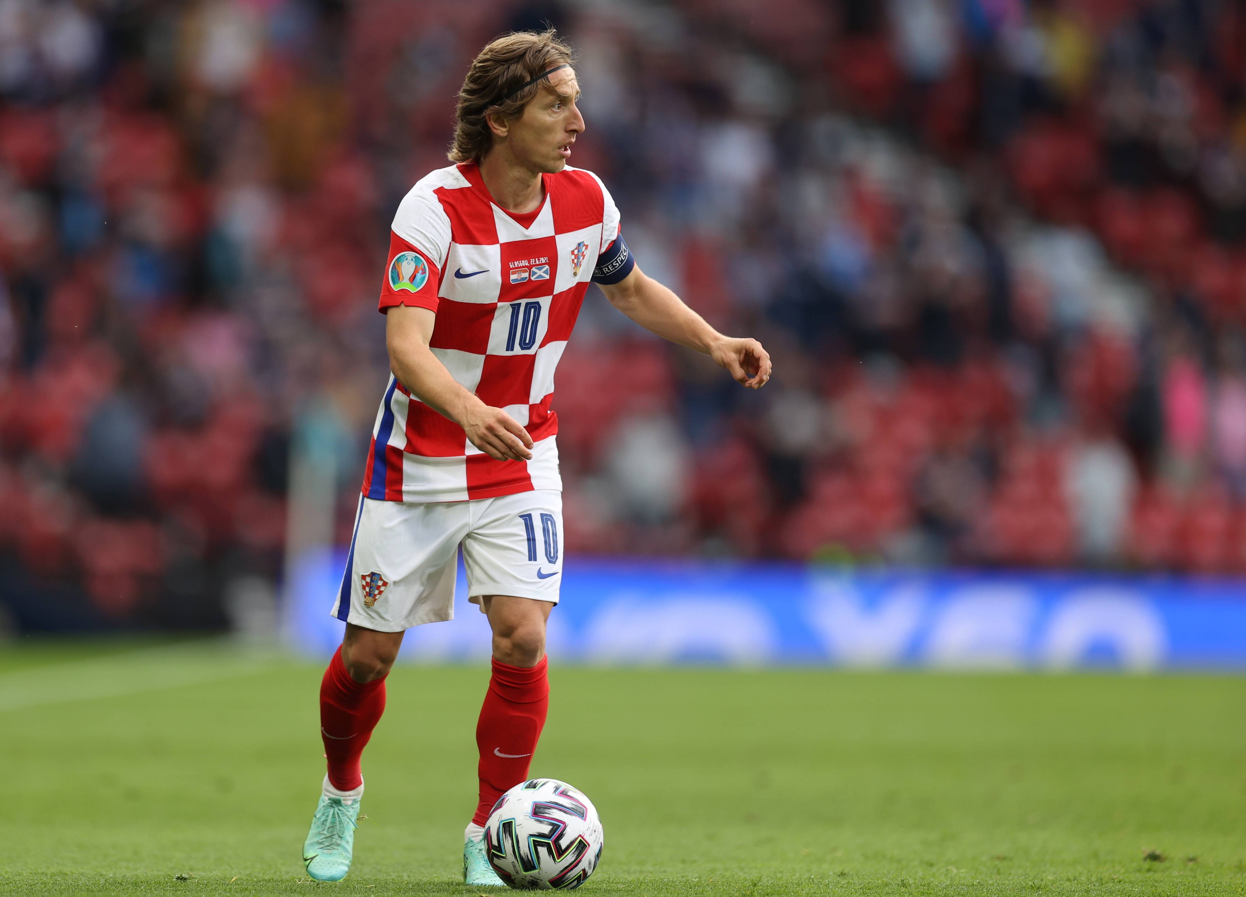 奥古斯托：蒂特是我经历过的最伟大教练，他能防守也能进攻