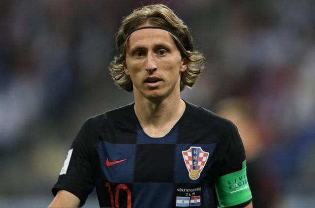 国足热身赛小胜沙特展现新阵容