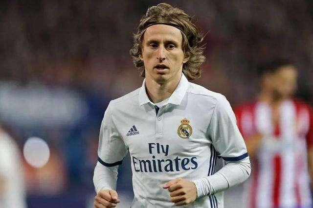 内蒙古自治区赤峰市冬季旅游季在美林谷滑雪场启动